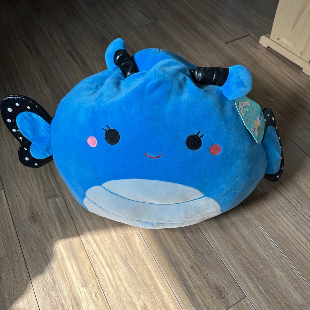 20” WILLA THE BUTTERFLY SQUISHMALLOW